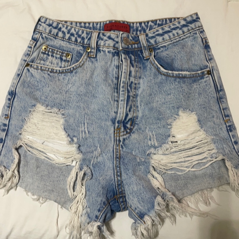 Signatures Jean shorts